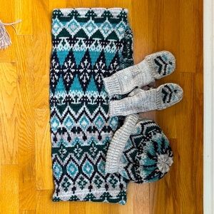 American Eagle Outfitters Knit Set - Teal and Gray